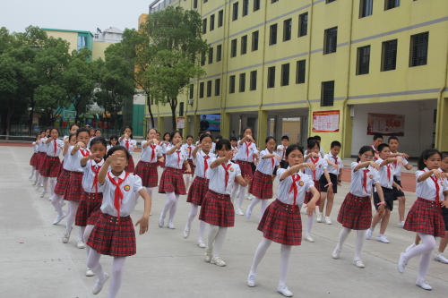 荊門市掇刀區(qū)月亮湖小學